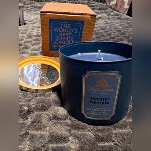 Bath & Body Works White Barn 3-wick Sweater Weather Candle